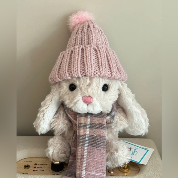 Jellycat yummy Bunny Beige Brand New with Tags (BNWT) - Picture 5 of 5